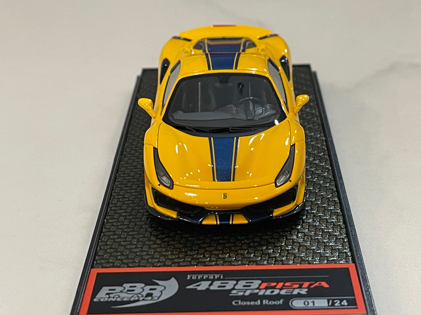 BBR 1/43 Ferrari 488 Pista Spider Closed Roof 2018 Giallo Modena BBRC219D