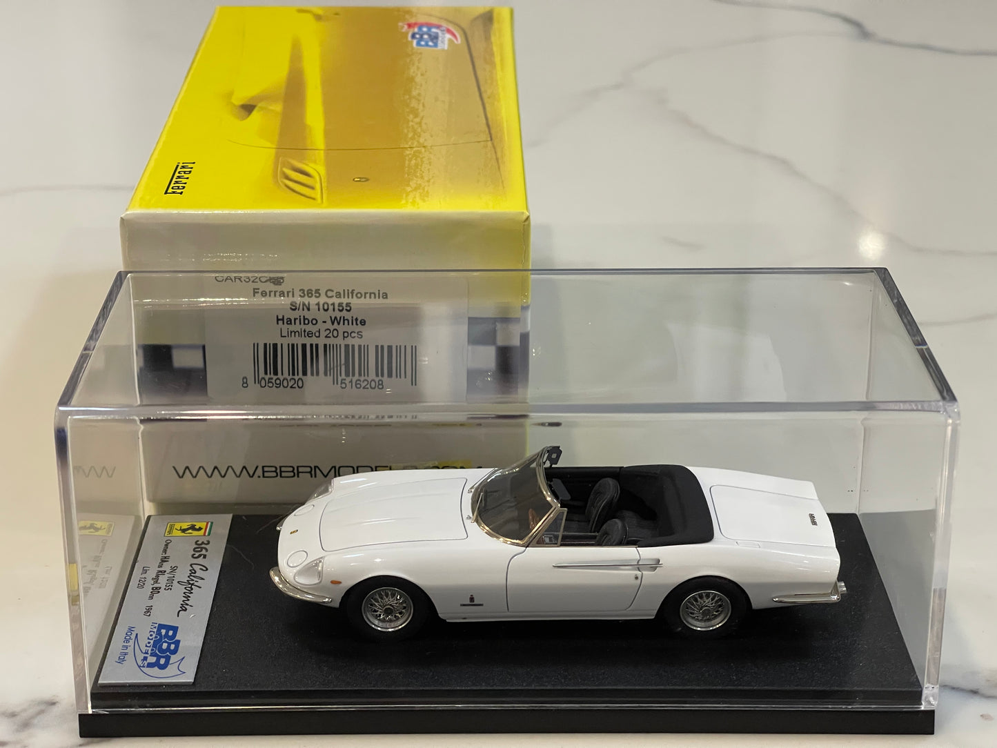 BBR 1/43 Ferrari 365 California 1967 White CAR32C