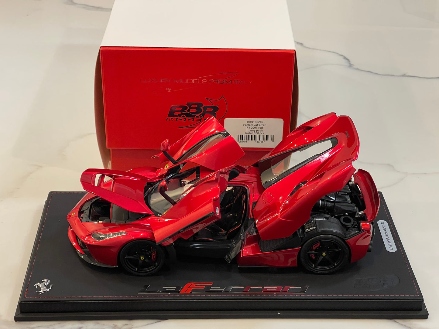 BBR 1/18 Ferrari LaFerrari 2015 Rosso F1 2007 BBR182240