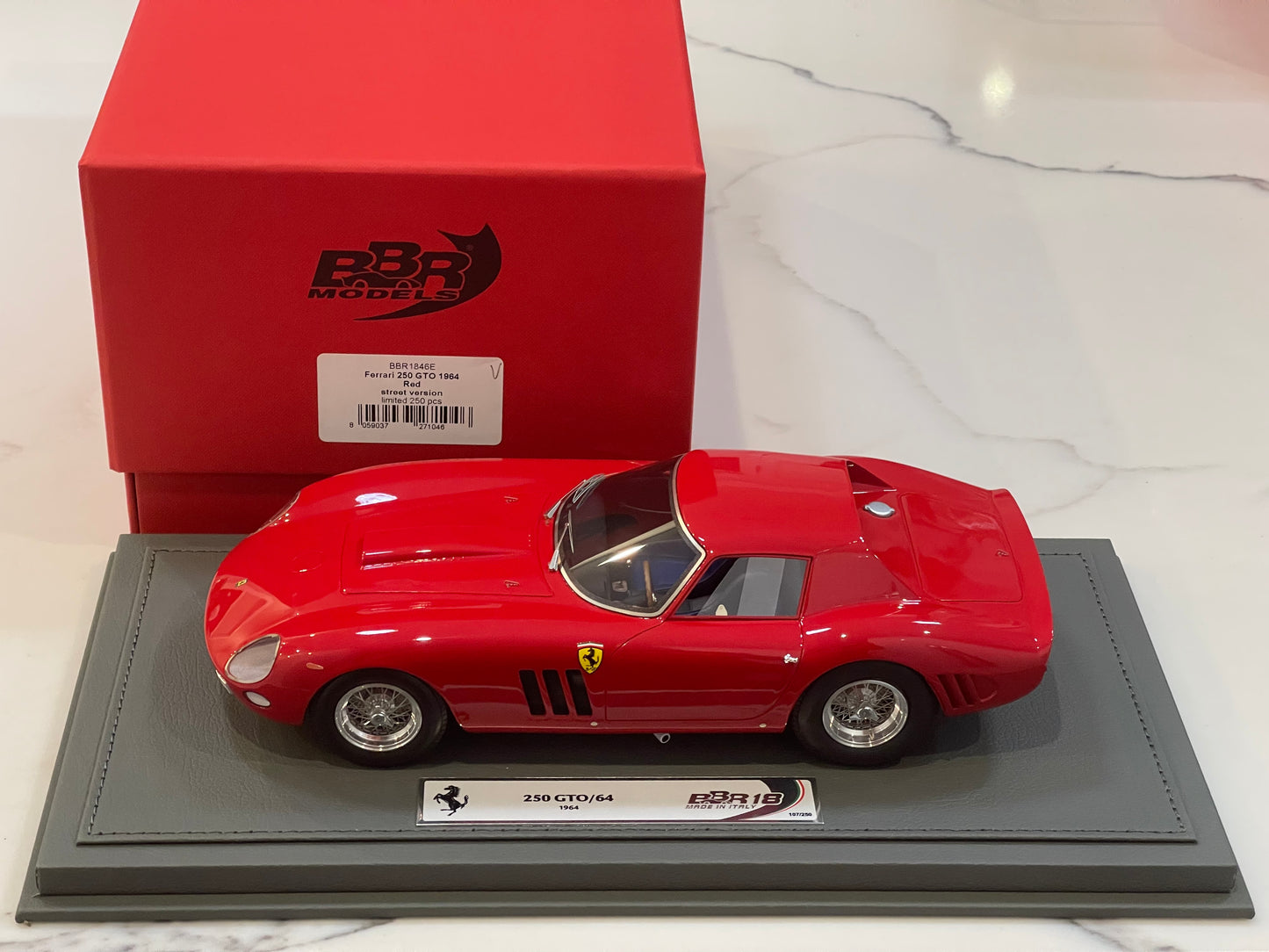 BBR 1/18 Ferrari 250 GTO/64 Street 1964 Rosso Corsa BBR1846E