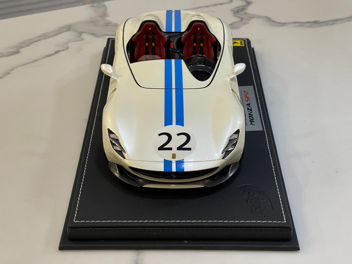 BBR 1/18 Ferrari Monza SP2 2018 Bianco Italia/Blue P1865H