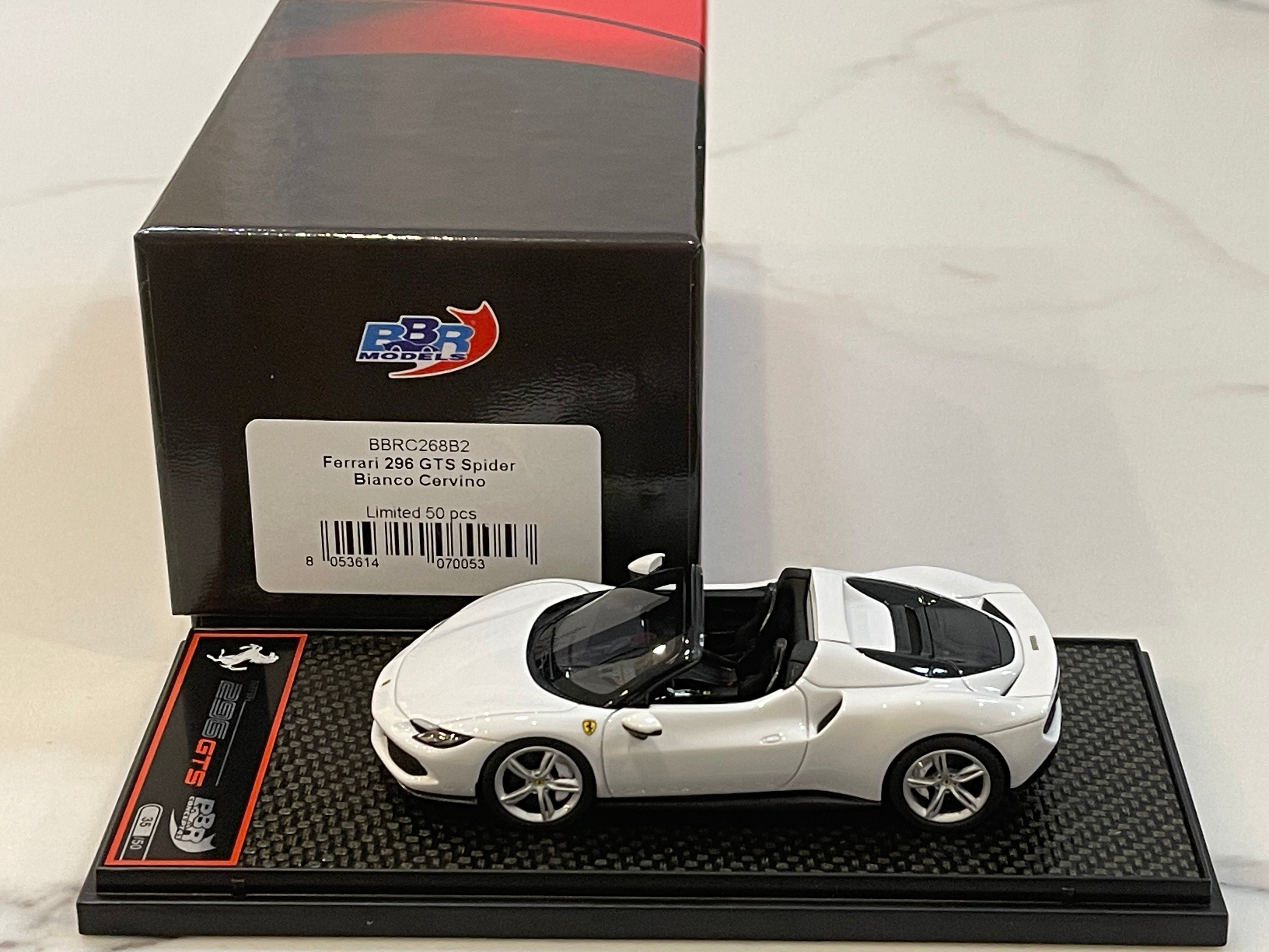 Modèle réduit Ferrari 296 Gts Bianco Cervino With Assetto Fiorano 1/43 Modèle réduit Ferrari 296 Gts Bianco Cervino With Assetto Fiorano 1/43