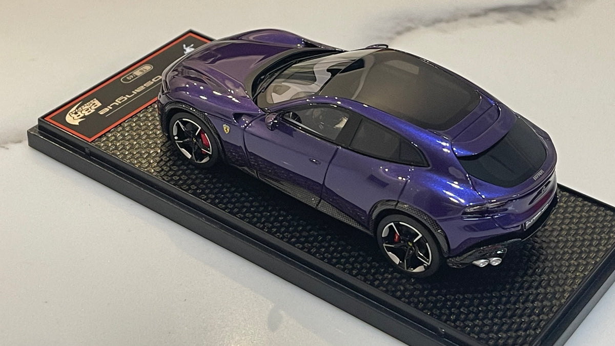 1:18 BBR Ferrari Purosangue Verde Britannique Vert / Brun Intérieur 1:18 BBR Ferrari Purosangue Verde Britannique Vert / Brun Intérieur