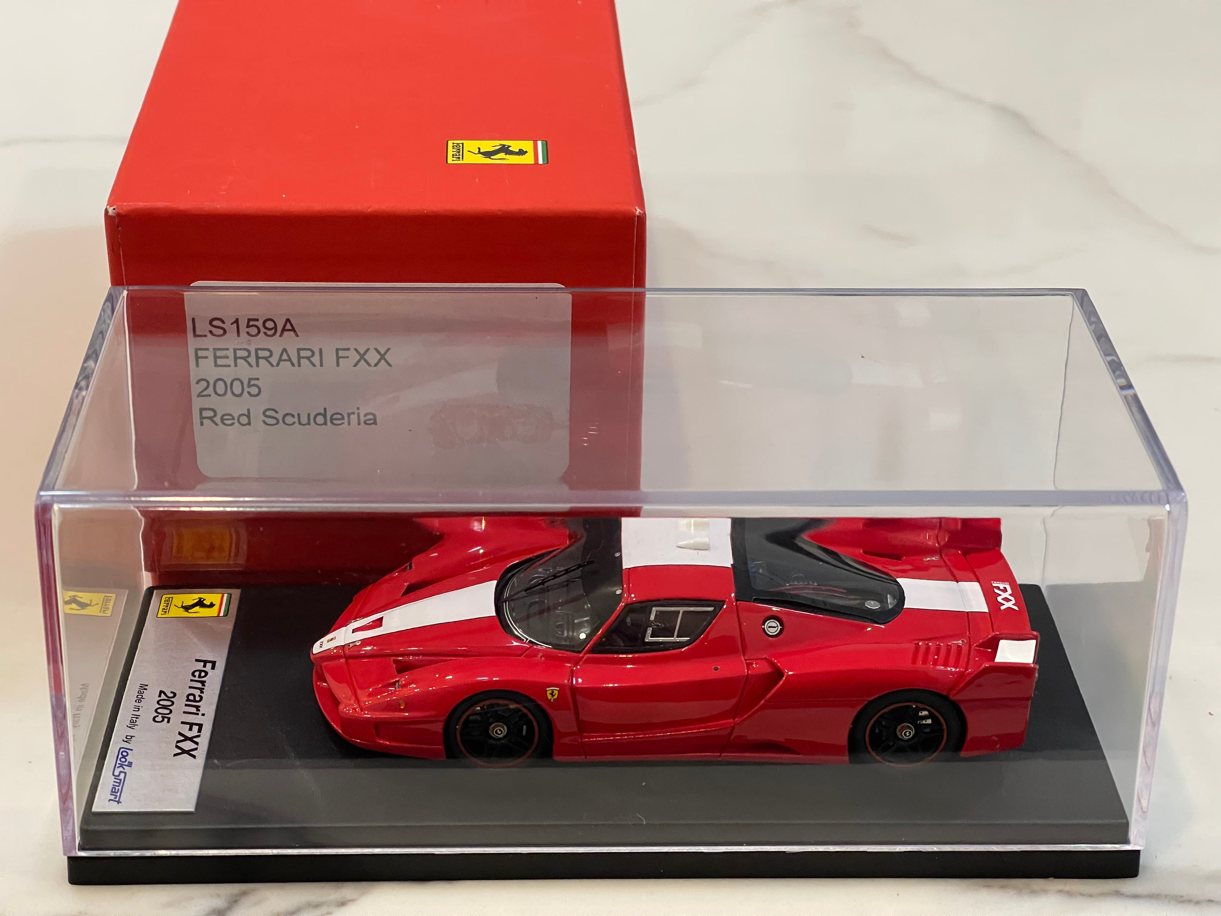 Looksmart 1/43 Ferrari FXX 2005 Scuderia Red LS159A