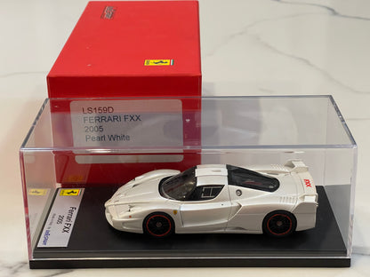 Looksmart 1/43 Ferrari FXX 2005 Pearl White LS159D