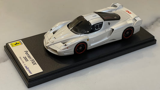 Looksmart 1/43 Ferrari FXX 2005 Pearl White LS159D