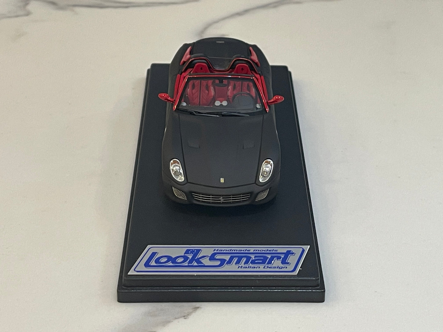 Looksmart 1/43 Ferrari SA Aperta 2010 Matt Black LS383F