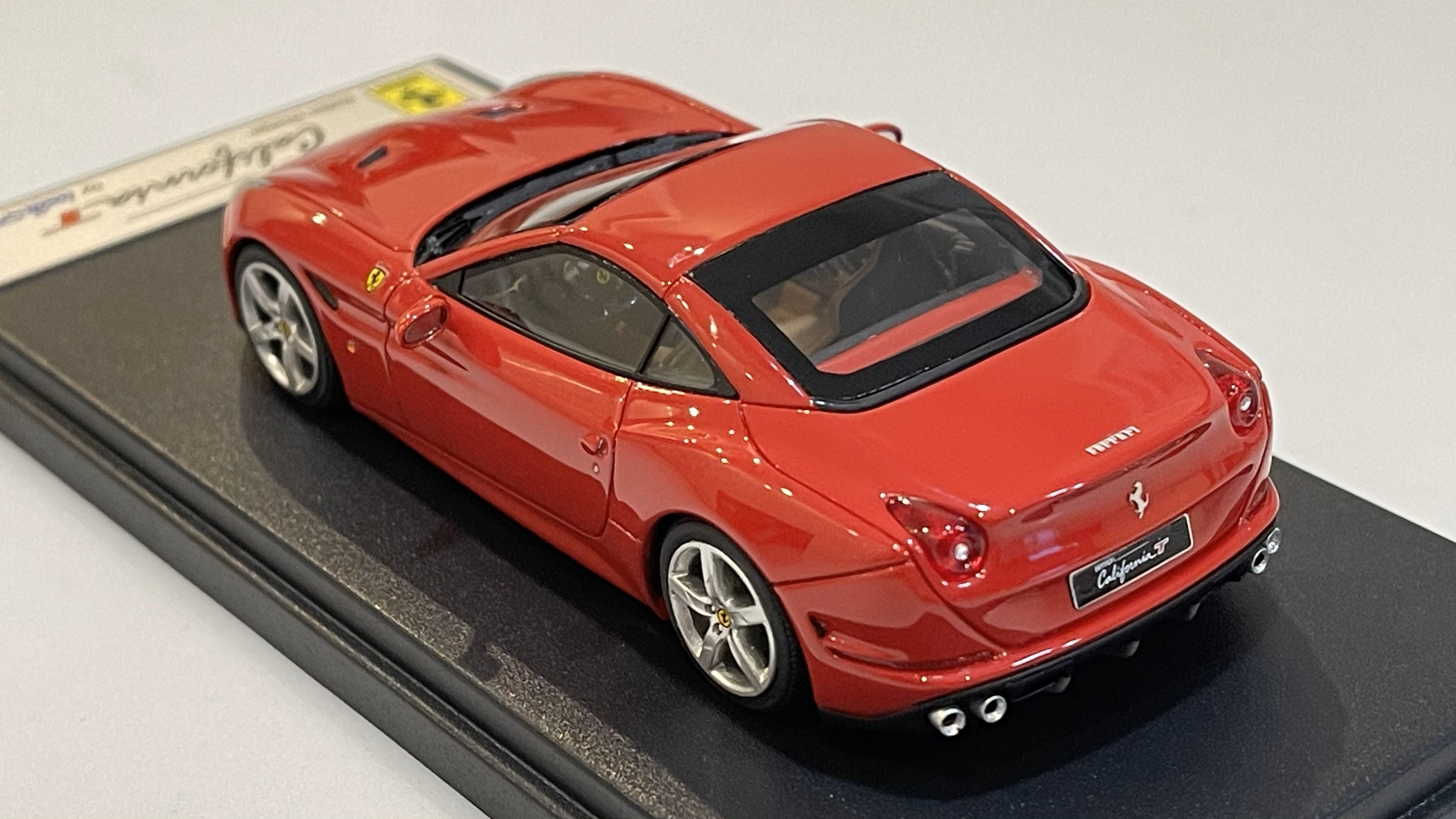 Looksmart 1/43 Ferrari California T Closed Roof 2014 Rosso Corsa LS431C