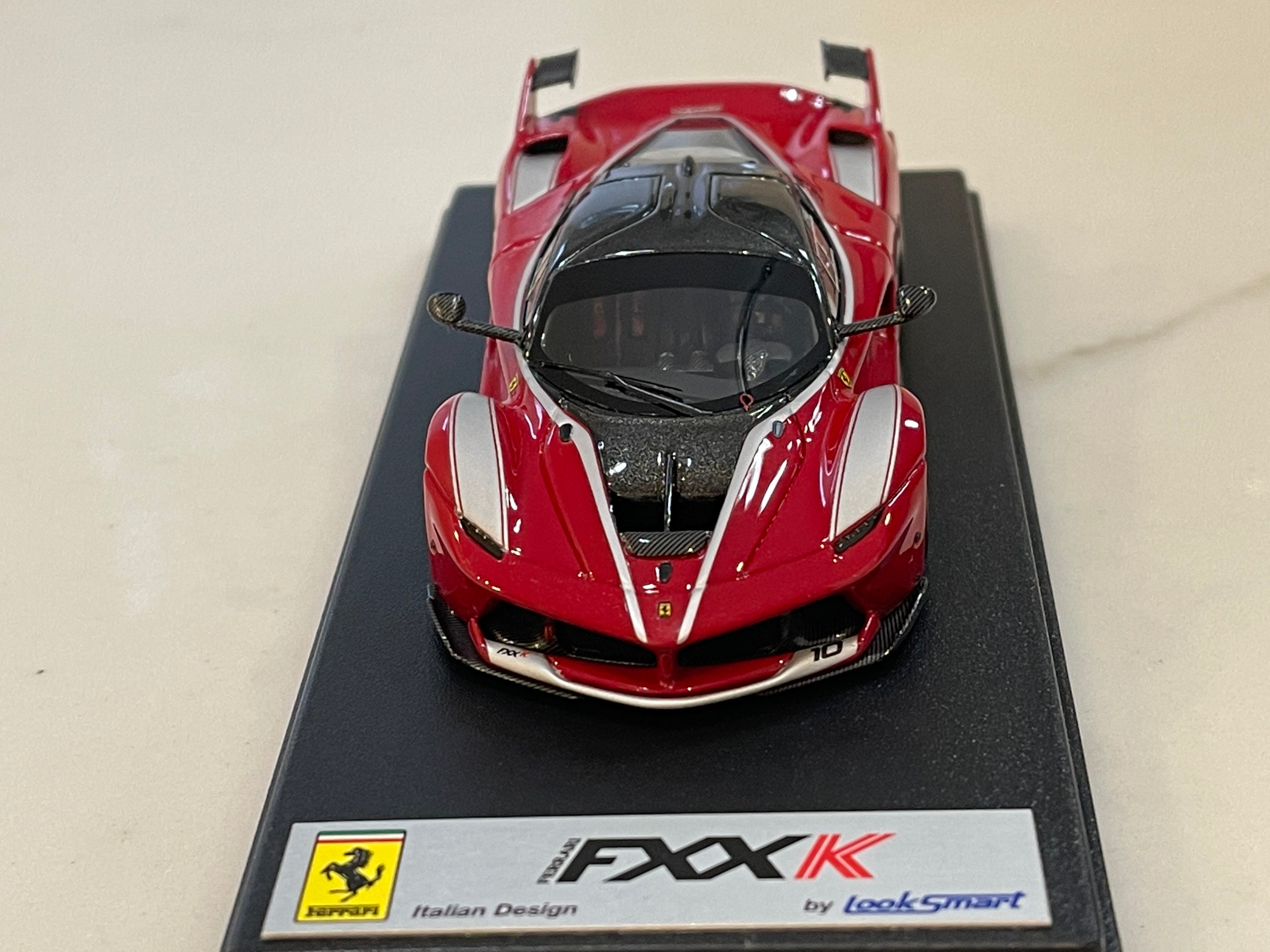 Looksmart 1/43 Ferrari FXX-K 2015 Red/Met. Grey LS445