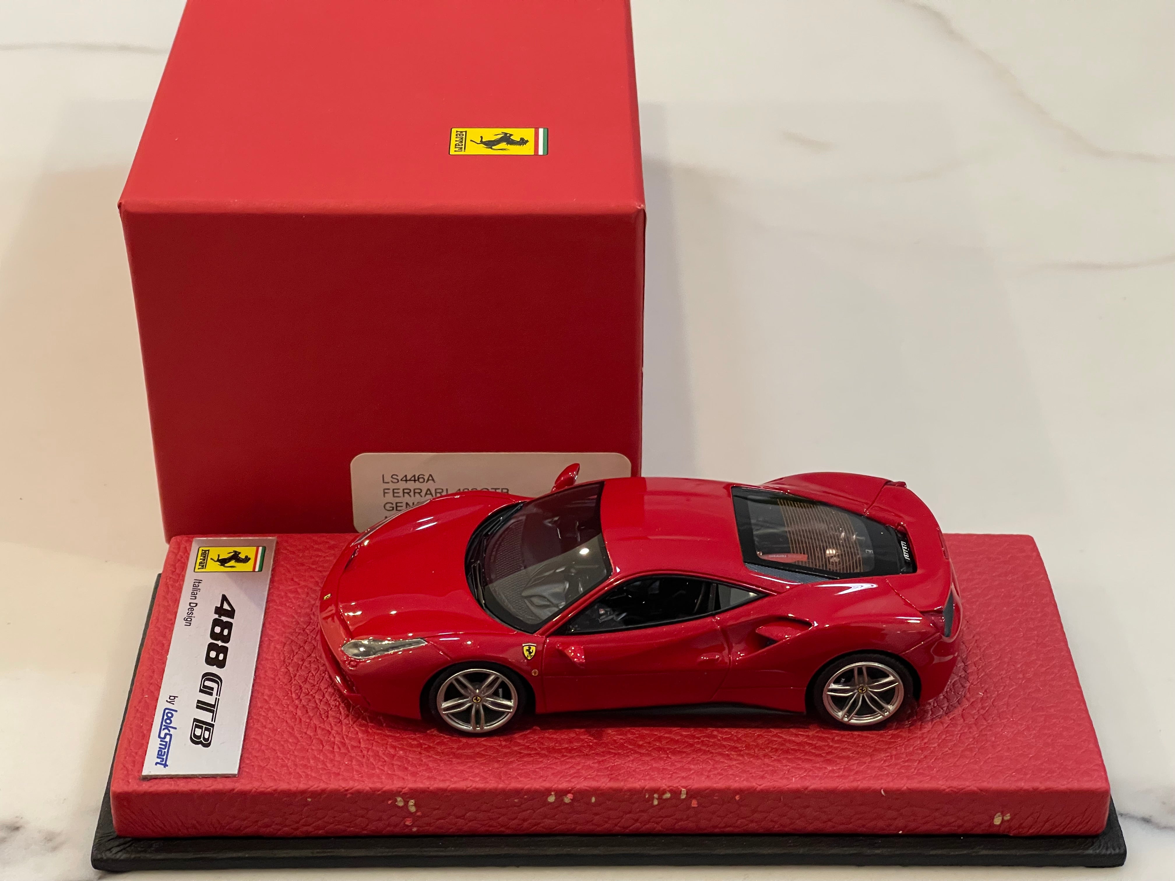 Looksmart 1/43 Ferrari 488 GTB Coupe Geneva Auto Show 2015 Rosso Corsa LS446A