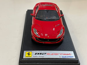 Looksmart 1/43 Ferrari 812 Superfast 2017 Rosso Corsa LS467C