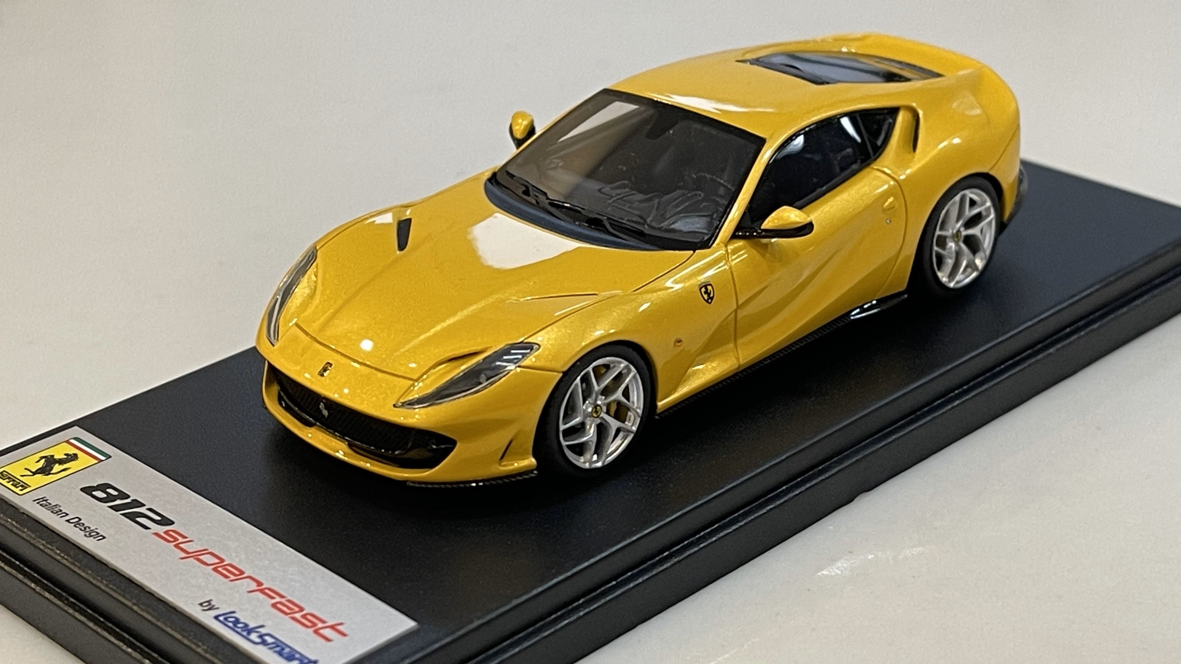 Looksmart 1/43 Ferrari 812 Superfast 2017 Giallo Tristrato LS467D