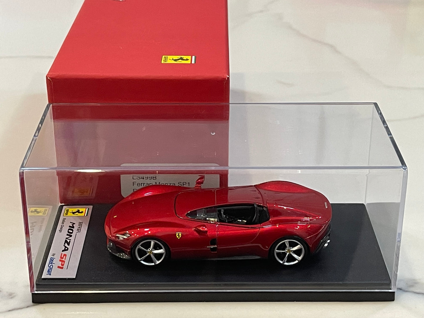 Looksmart 1/43 Ferrari Monza SP1 2018 Rosso Magna LS499B