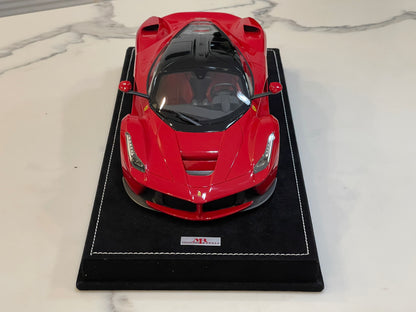MR 1/18 Ferrari LaFerrari 2015 Rosso Corsa/Nero MR09A
