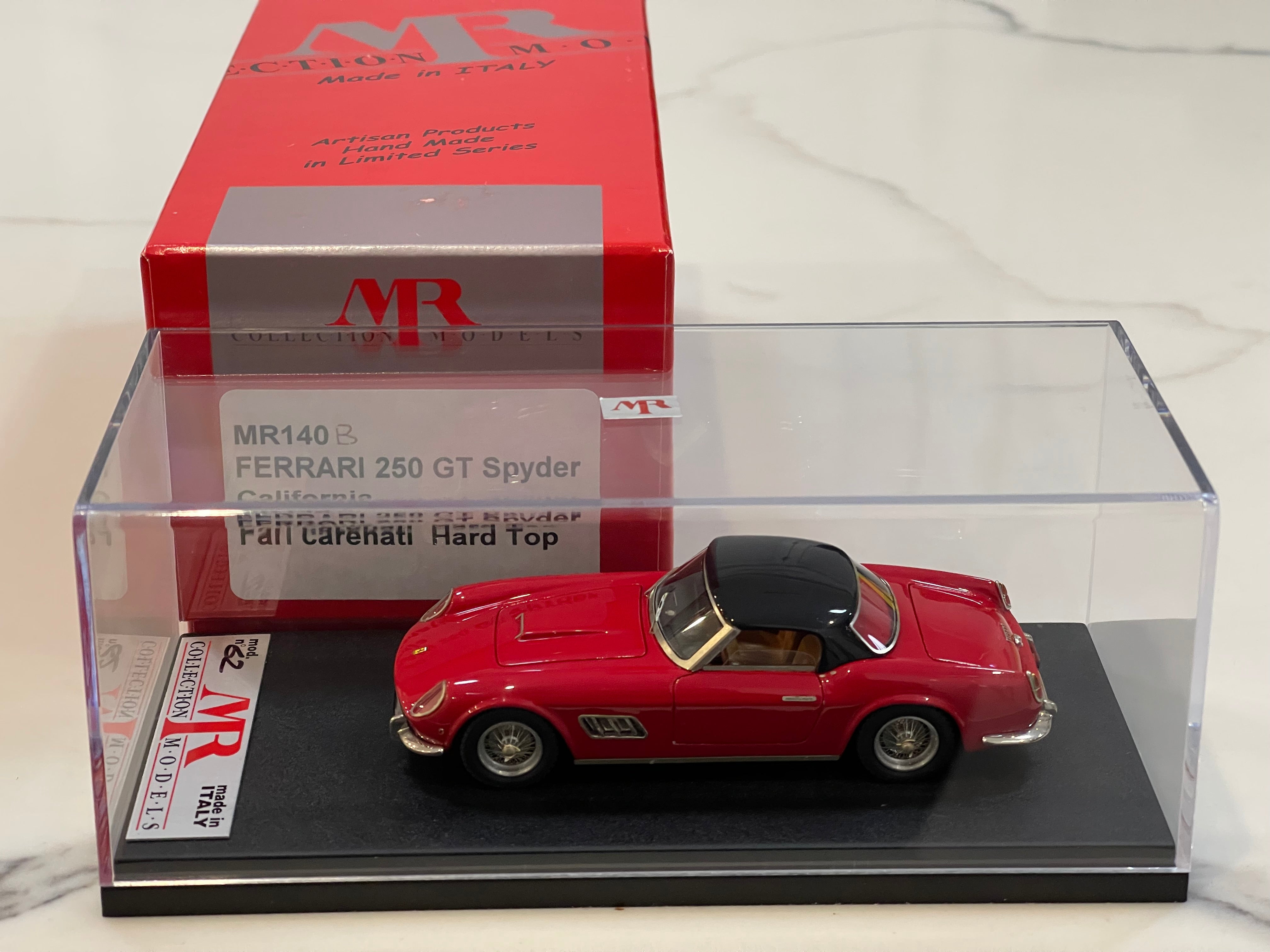 MR 1/43 Ferrari 250 GT California LWB Spyder Hard Top Fari Carenati 1960 Red/Black MR140B