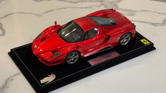BBR 1/18 Ferrari Enzo 2004 Rosso F1 2007 P18134B