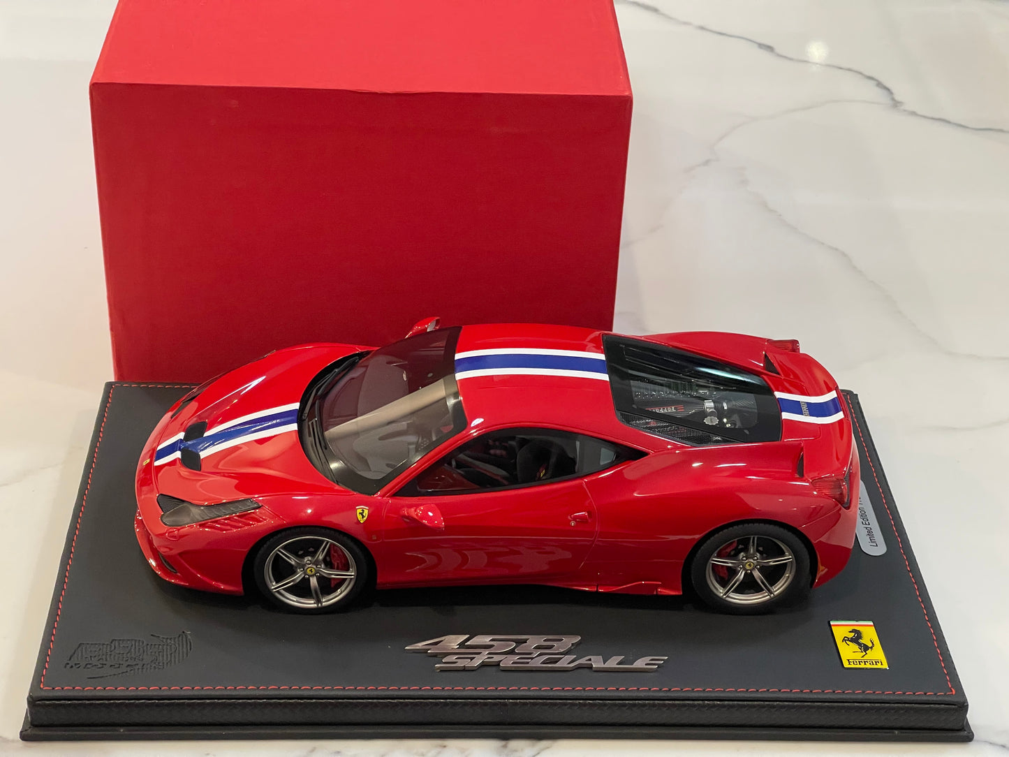 BBR 1/18 Ferrari 458 Speciale 2013 Frankfurt Motor Show Rosso Corsa P1868