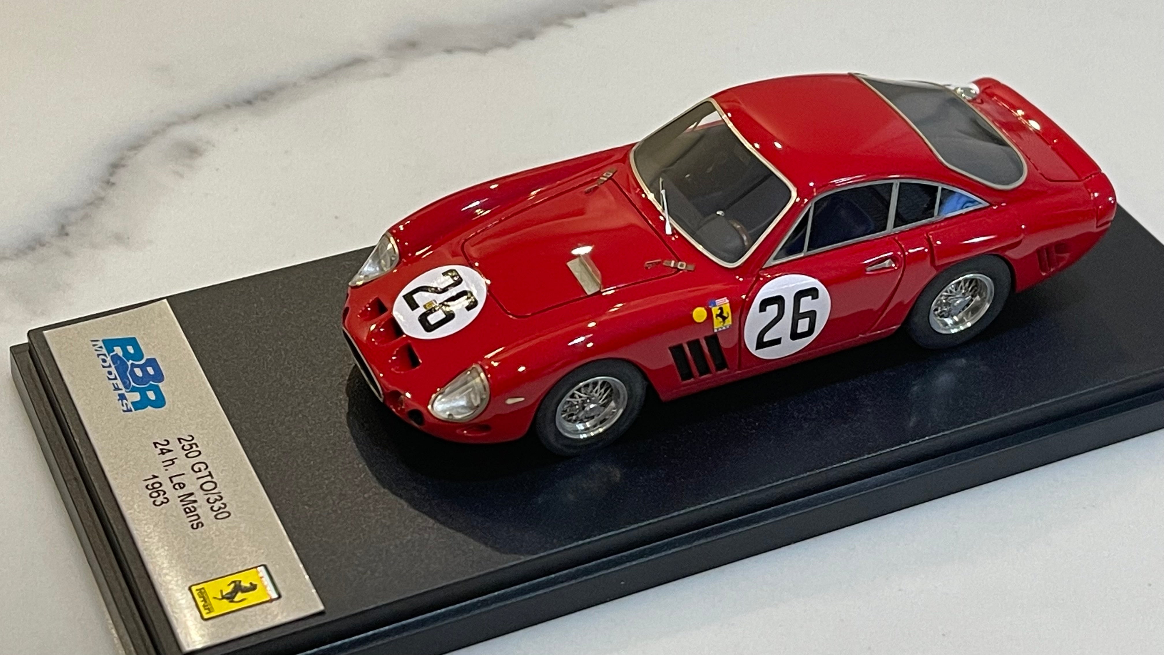 Le Grandi Piccole BBR1/43 BBR 1&frasl;43 Katalog LE GRANDI PICCOLE Hardcover Buch Ferrari Porsche