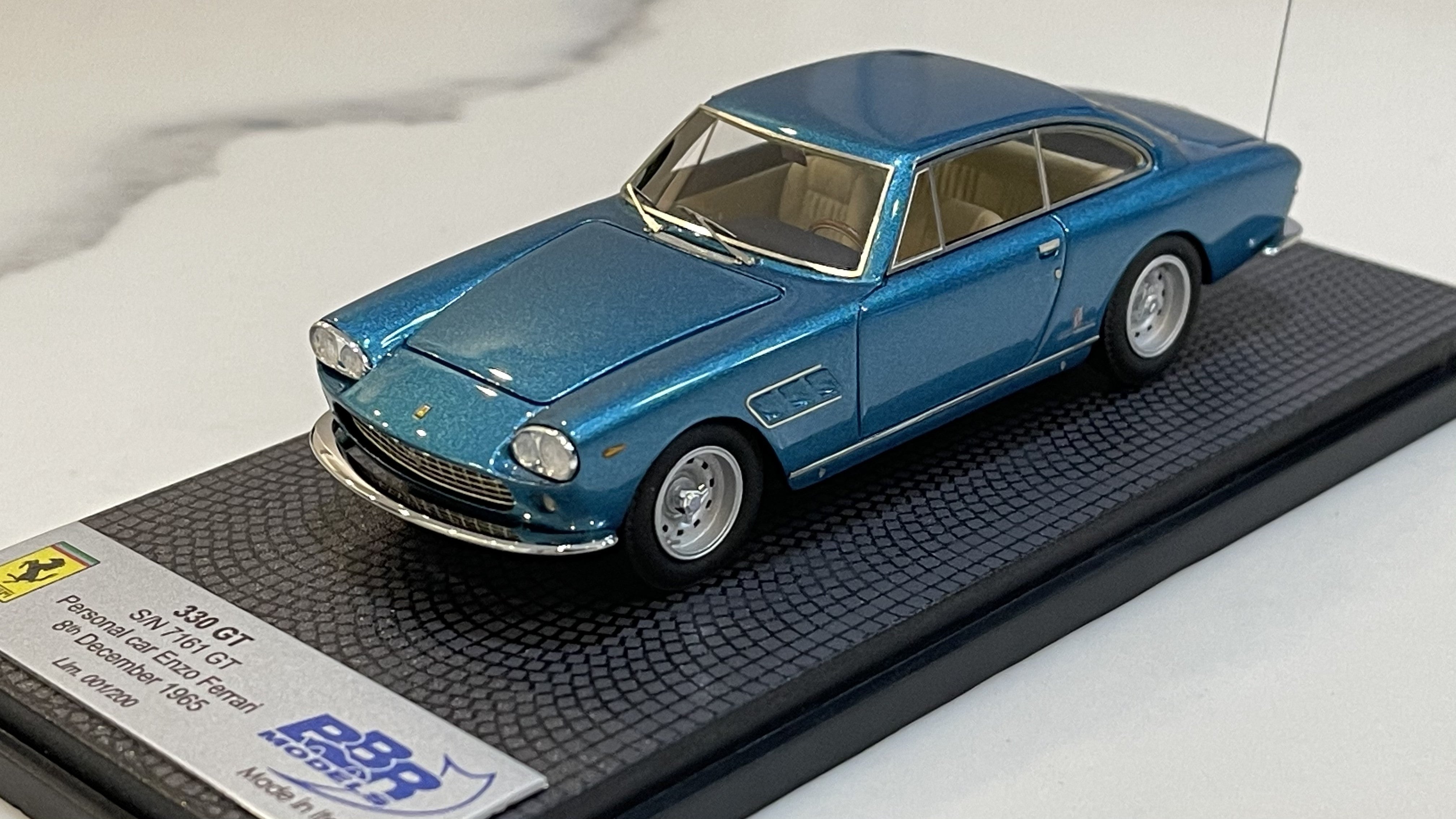 BBR 1/43 Ferrari 330 GT 2+2 7161GT 1965 Met. Blue CAR40EF1