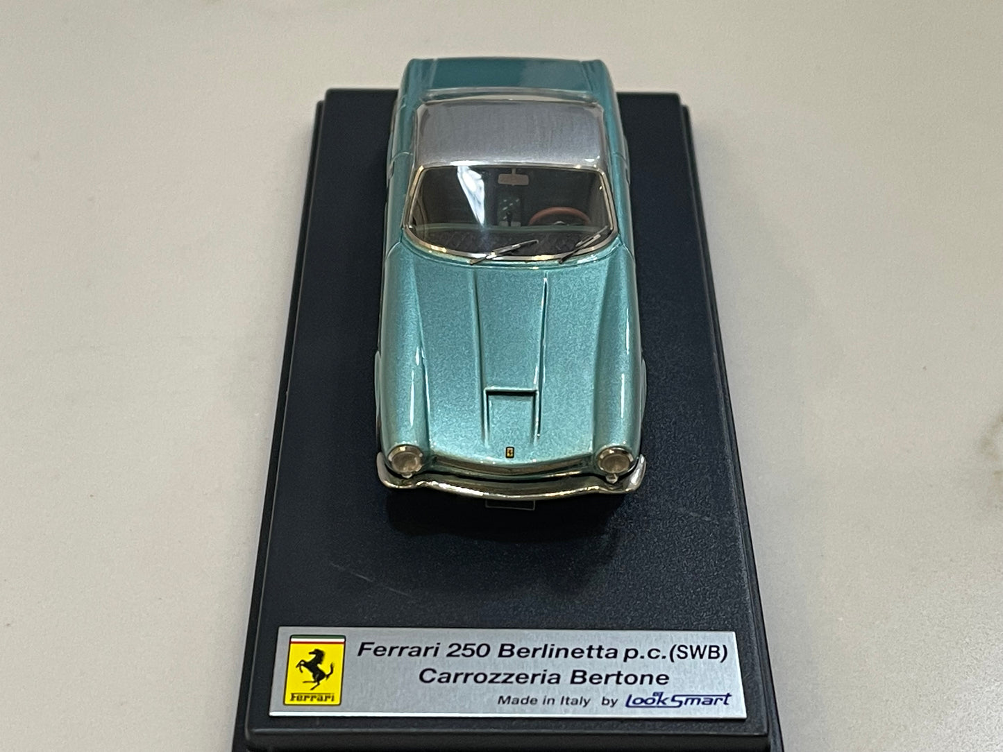 Looksmart 1/43 Ferrari 250 GT SWB Berlinetta Bertone 1960 Light Green/Silver LS133A
