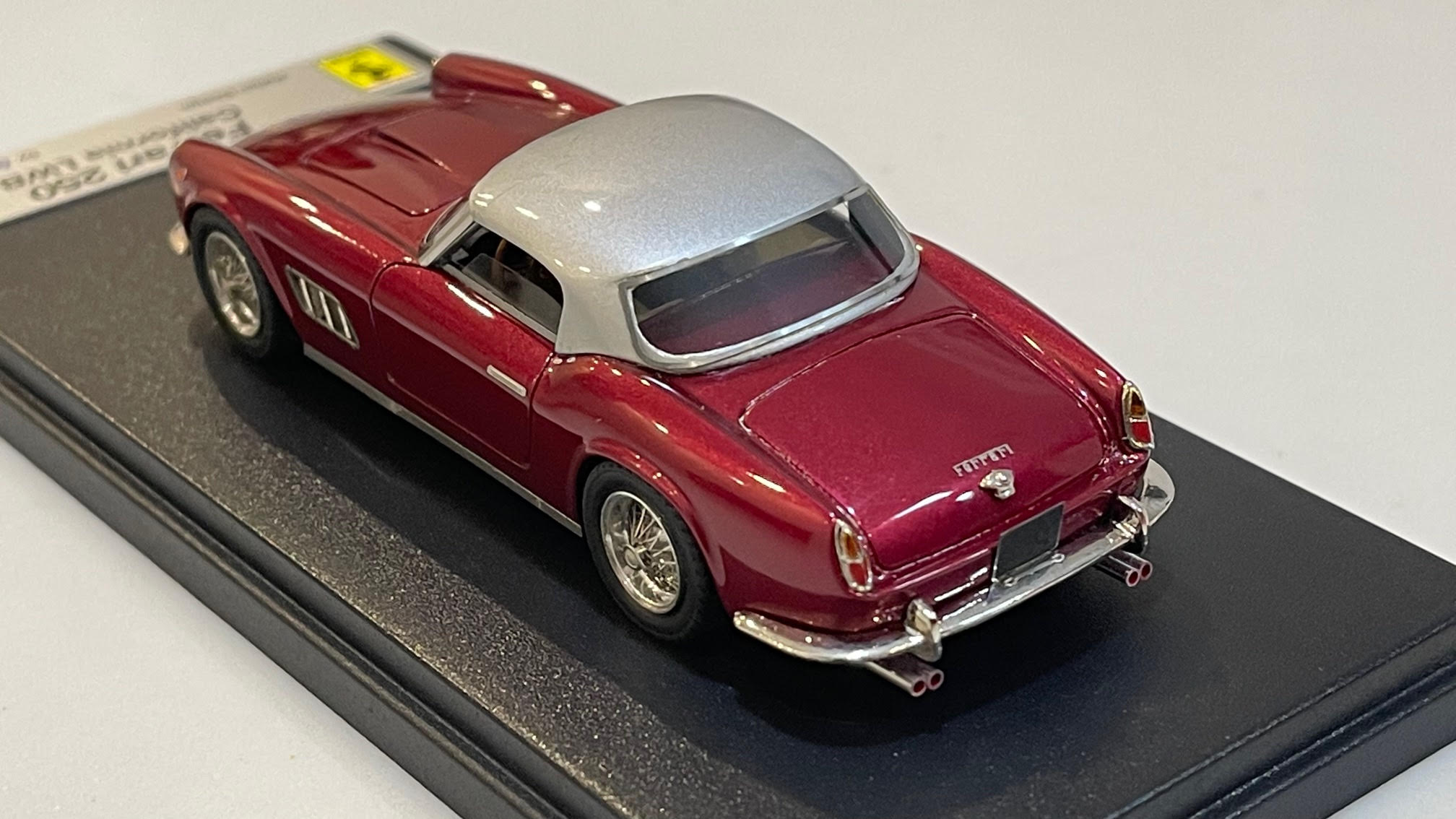 Looksmart 1/43 Ferrari 250GT California LWB Closed 1959 Dark Red/Silver LS317A