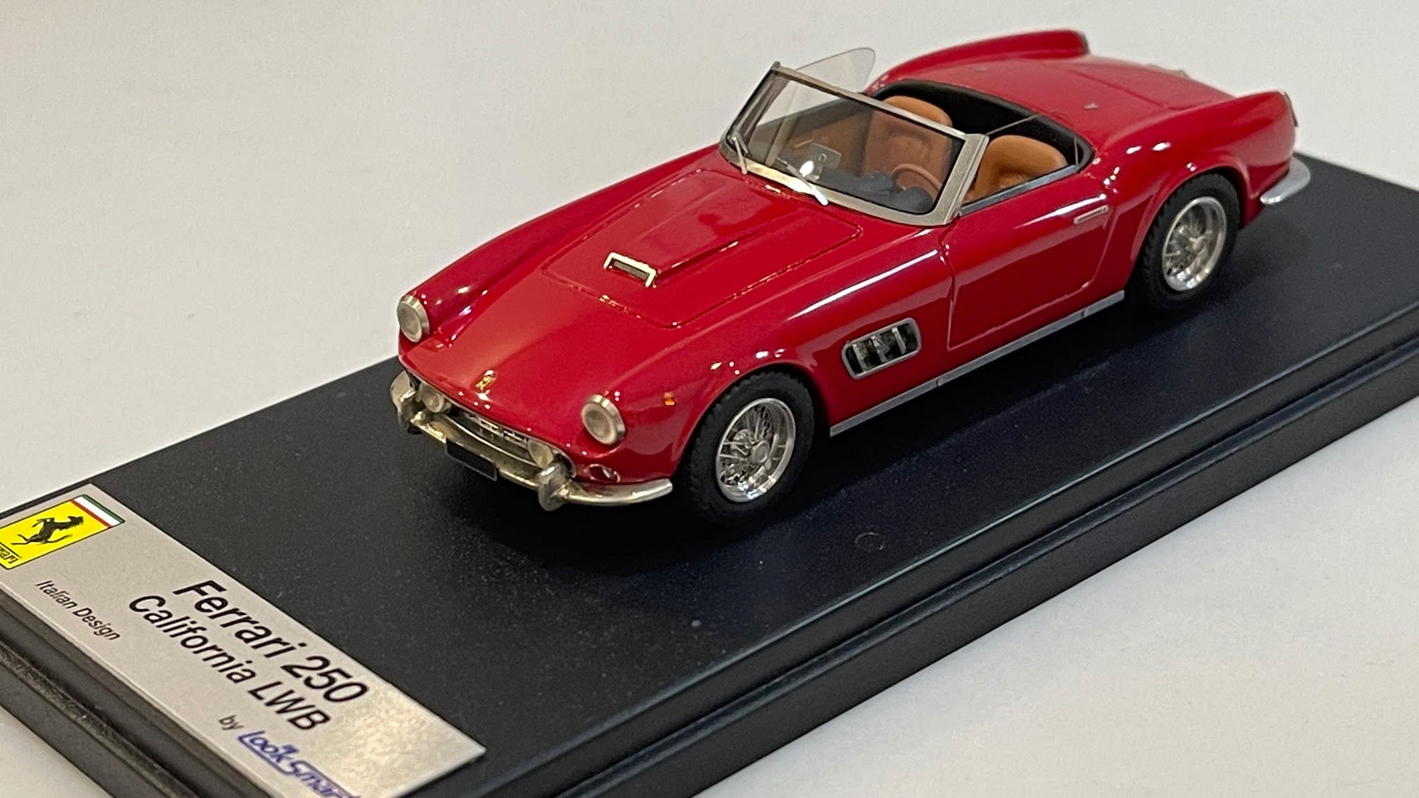 Looksmart 1/43 Ferrari 250GT California LWB 1959 Red LS317SA